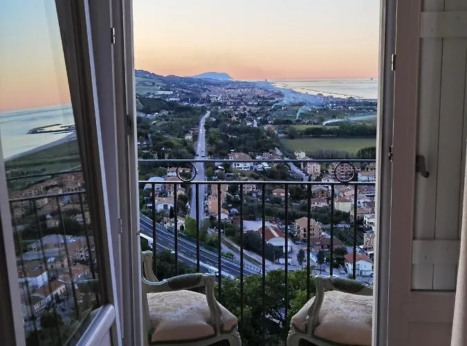 La Casa Di Torre Di Palme