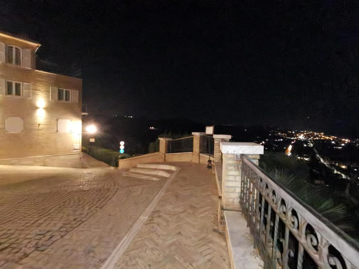 La Casa Di Torre Di Palme *